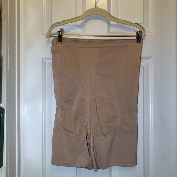 Spanx High-Waisted Mid-Thigh Short in Soft Nude Size 3X NWT - Picture 9 of 16